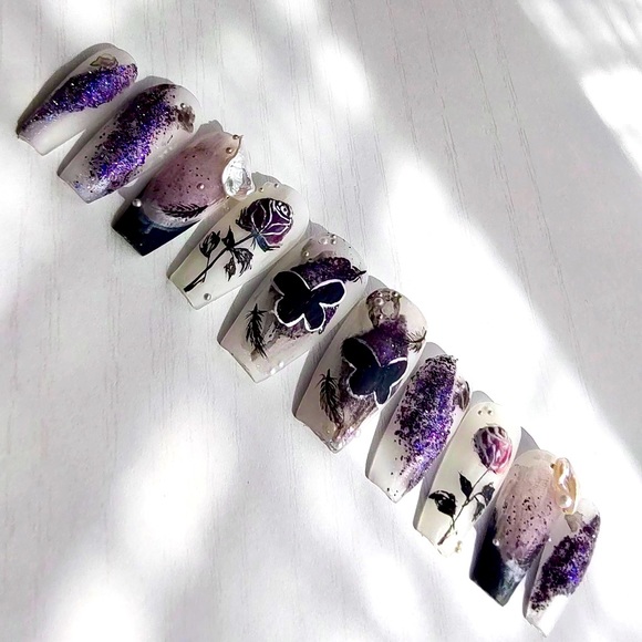 Reusable purple butterfly with rose nail handmade press on nail - Picture 3 of 3